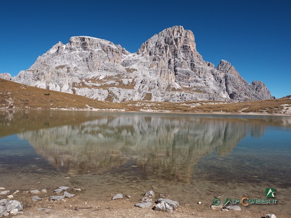 9 - La Croda di San Candido si specchia in uno dei Laghi dei Piani (2022)