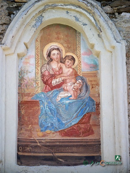 7 - Un affresco sulla facciata del Santuario di Santa Maria di Morinesio (2013)