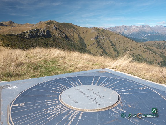 11 - La tavola d'orientamento sul Monte Chialmo (2023)